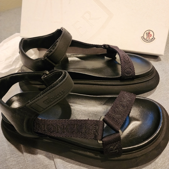 NWT Moncler Catura Black Sandals Size 40 - Picture 14 of 14